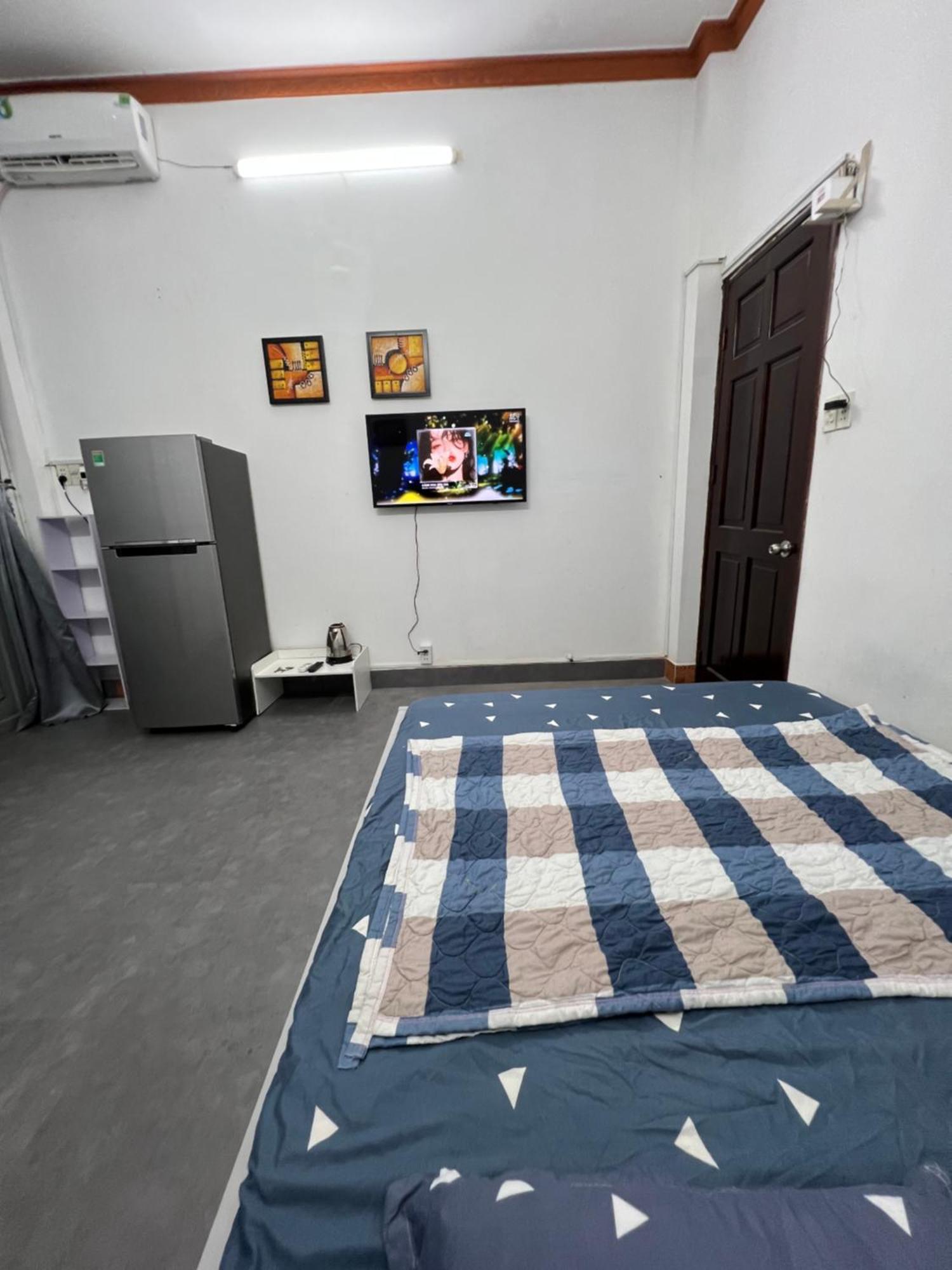 Apartment Ho Dich Vu Hoang Thu 4 Ho Chi Minh City