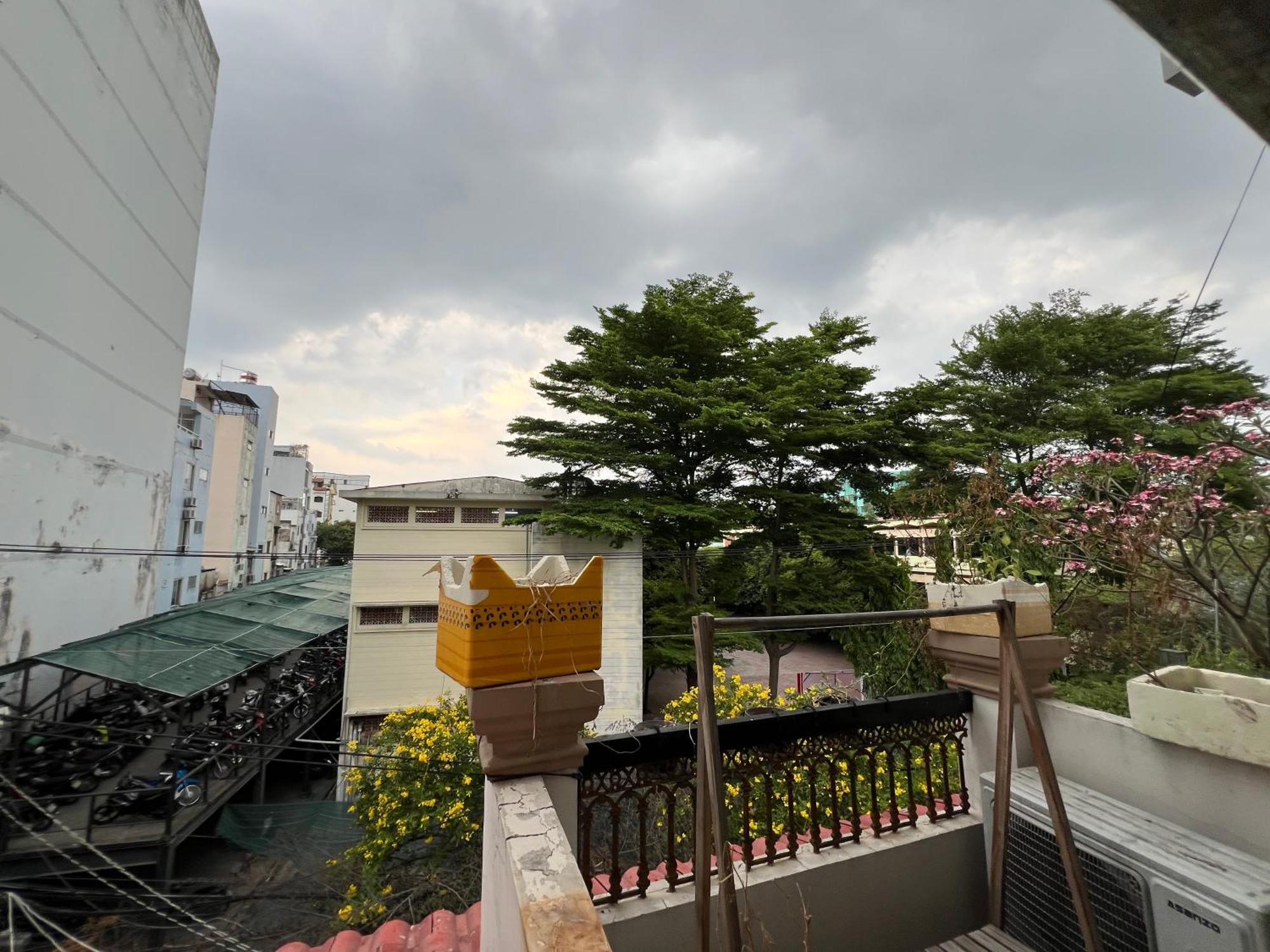Apartment Ho Dich Vu Hoang Thu 4